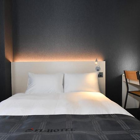 Fl Hotel Dotonbori - Vacation Stay 69507V Osaka Eksteriør billede